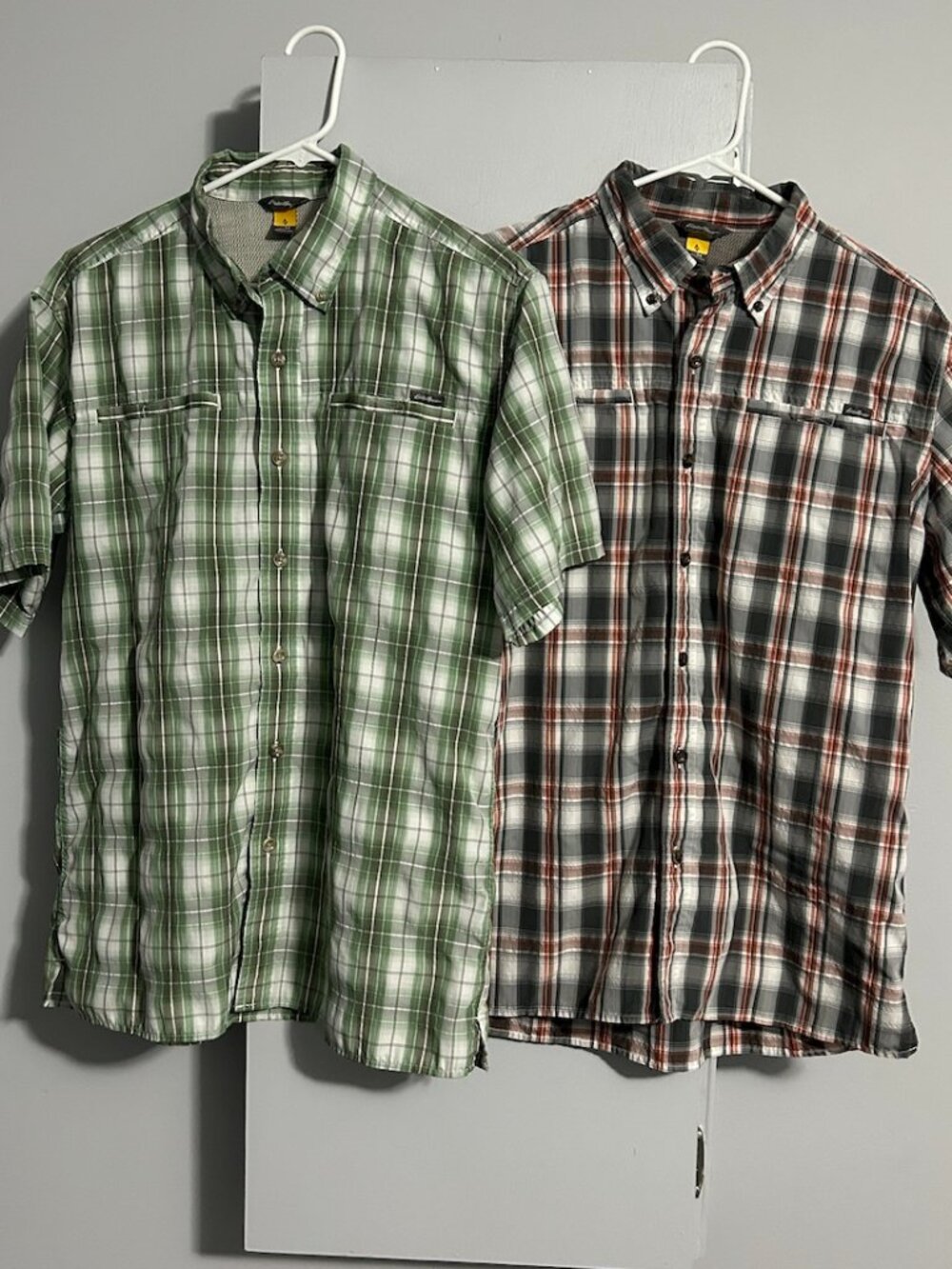 Eddie Bauer BUNDLE OF 2 Travex Plaid Button Down Shirts Vented Outdoor Men's M